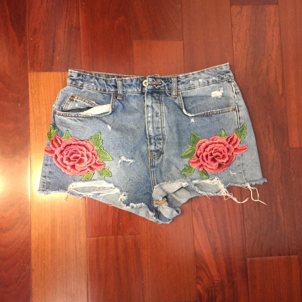 ZARA Floral Embroidered High Waisted Shorts